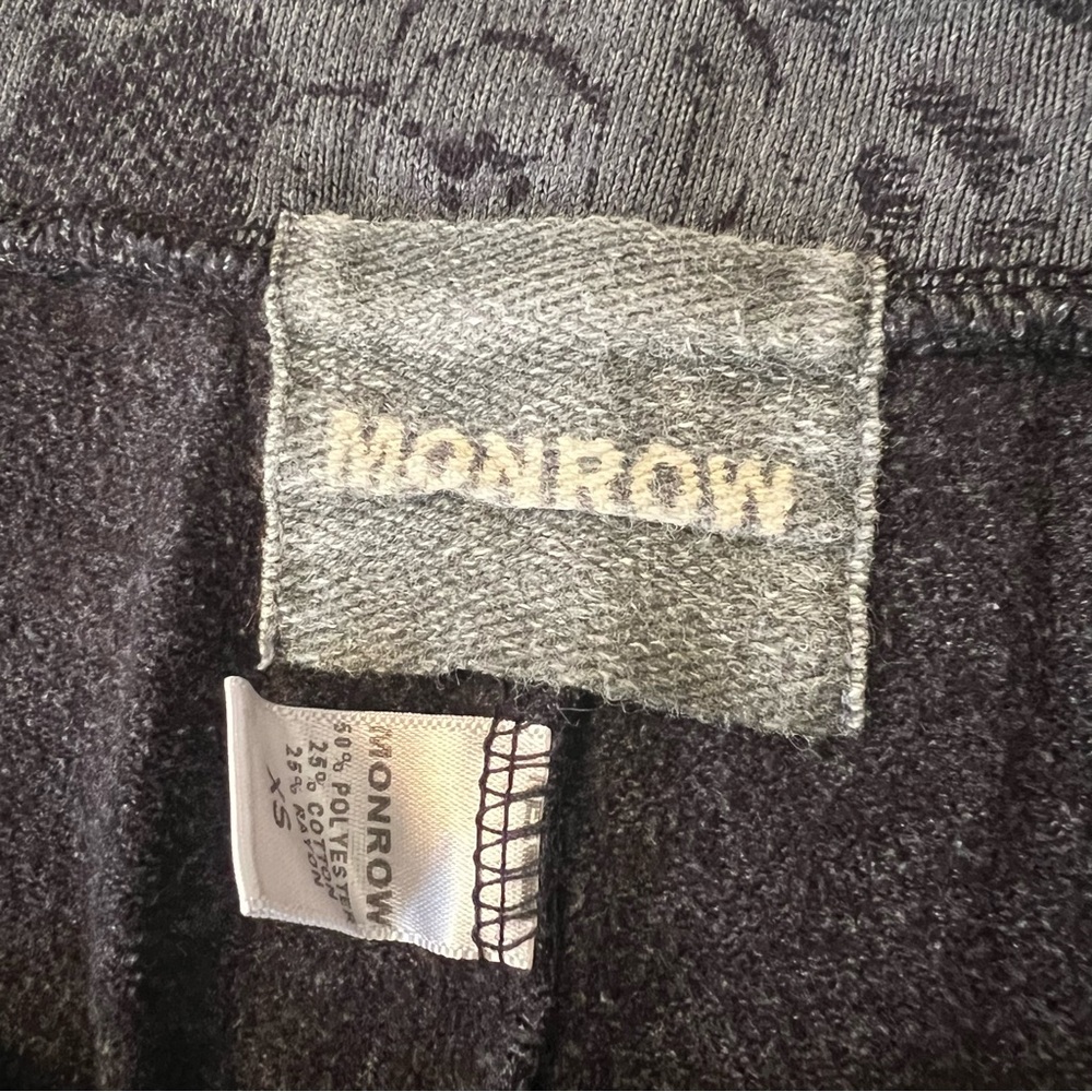 Monrow Supersoft Vintage Sweats in Black - Picture 4 of 4